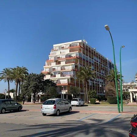 Apartment Awaydays - 317 - Duplex Style 1st Sea Line